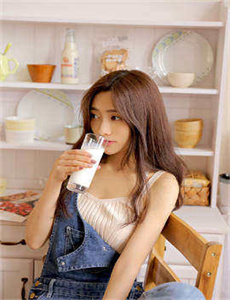美丽寡妇西条丽